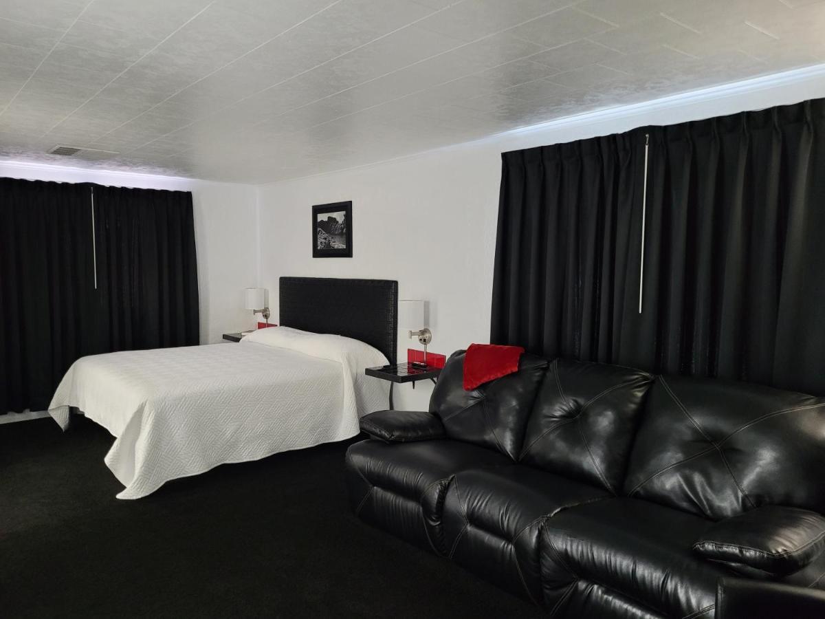 Rocket Motel Custer Kültér fotó