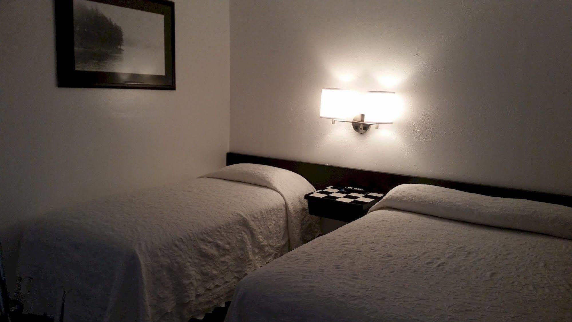 Rocket Motel Custer Kültér fotó